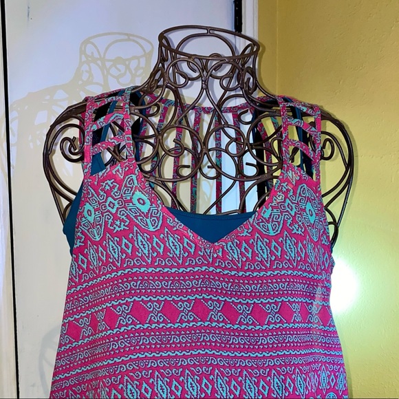 5/$25 Cecico Strappy Tank NWOT - Picture 3 of 10